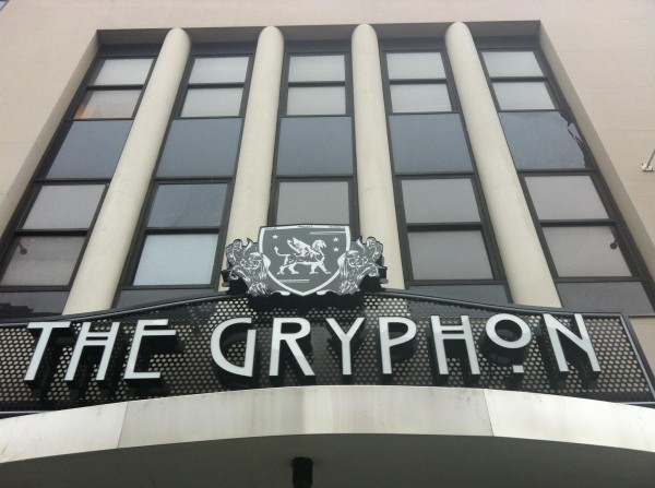 DC bars gryphon 