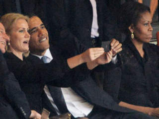 WPTV_Obama_Selfie_20131210122944_320_240